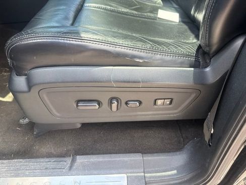 Used 2015 Lincoln Navigator L 4WD image 14