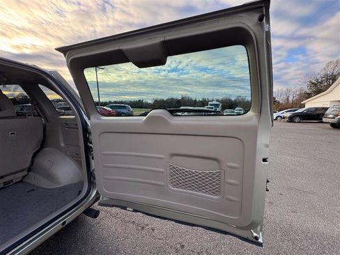 Used 2002 Toyota RAV4 4WD image 33