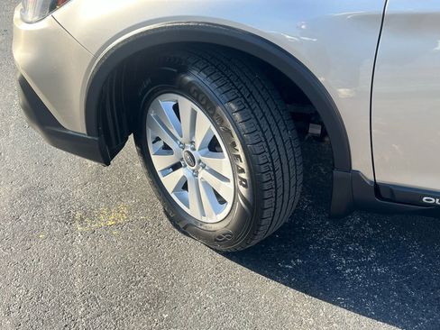 Used 2019 Subaru Outback 2.5i Premium w/ Protection Package #1 image 3