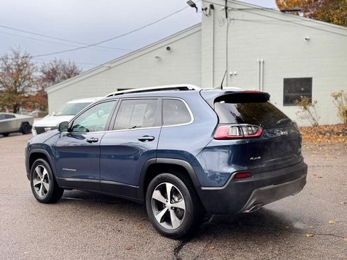 Used 2021 Jeep Cherokee Limited image 4