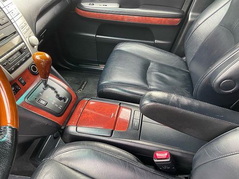 Used 2005 Lexus RX 330 AWD image 10