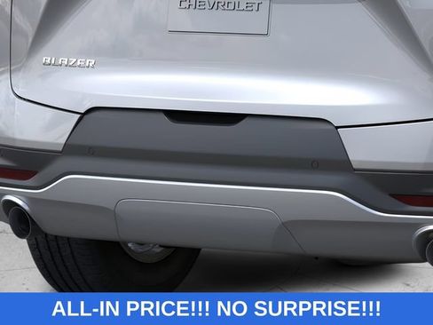 New 2026 Chevrolet Blazer LT w/ Convenience Package FWD image 24