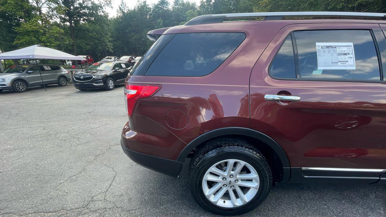 Used 2015 Ford Explorer XLT AWD/4WD image 8