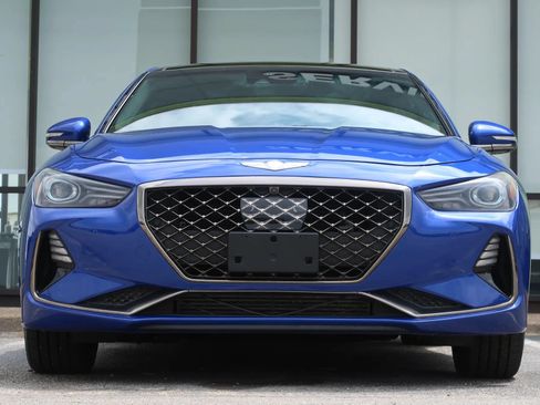 Used 2019 Genesis G70 2.0T Advanced w/ Sport Package AWD/4WD image 4