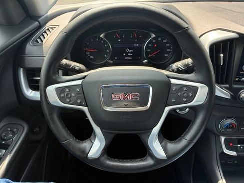 Used 2023 GMC Terrain SLT AWD/4WD image 18