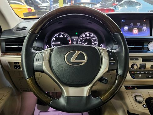 Used 2015 Lexus ES 350 image 25
