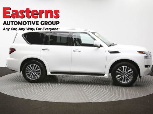 Used 2024 Nissan Armada SL w/ Captain's Chairs Package image 51