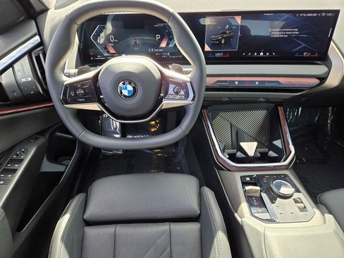 Used 2025 BMW X3 xDrive30i w/ Premium Package image 14