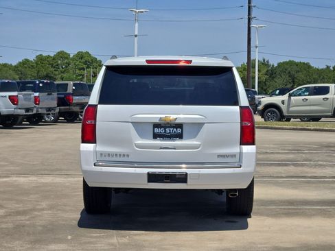 Used 2019 Chevrolet Suburban Premier RWD image 6