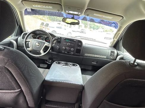 Used 2014 Chevrolet Silverado 2500 LT AWD/4WD image 31