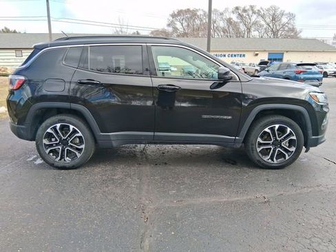 Used 2022 Jeep Compass Limited image 6