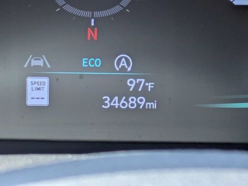 Used 2024 Hyundai Palisade SEL FWD image 32