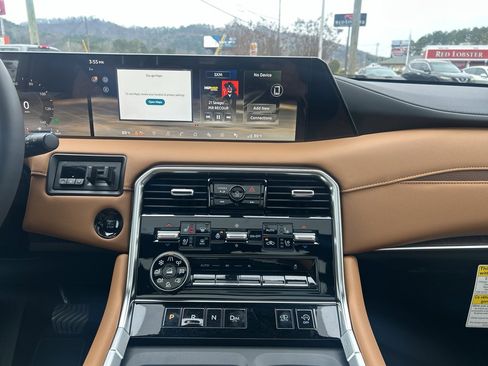 New 2026 Nissan Armada Platinum Reserve image 21