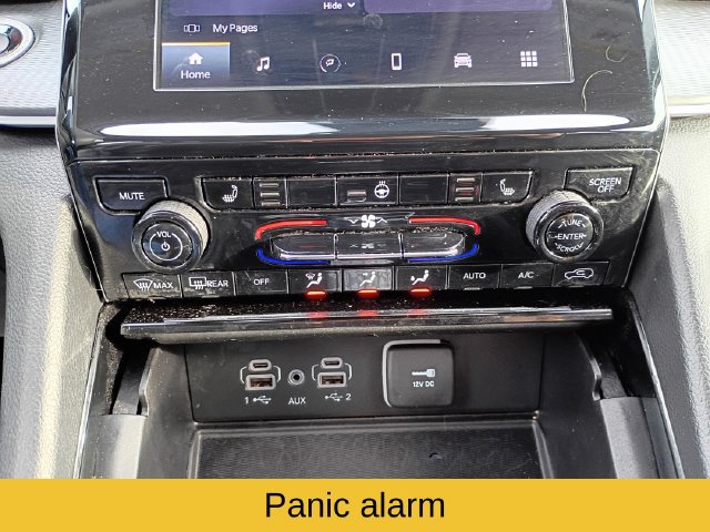 Used 2023 Jeep Grand Cherokee Laredo AWD/4WD image 17