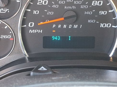 Used 2022 Chevrolet Express 3500 w/ Power Convenience Package RWD image 21