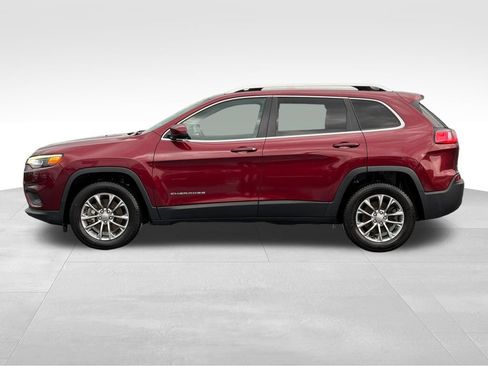 Used 2020 Jeep Cherokee Latitude Plus w/ Cold Weather Group AWD/4WD image 23