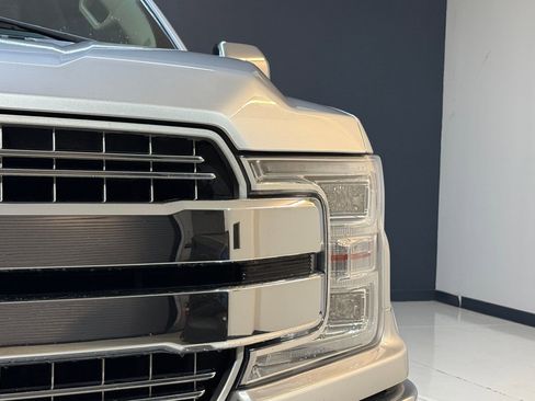 Used 2018 Ford F150 Lariat w/ Equipment Group 502A Luxury image 11