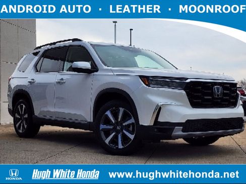 Used 2023 Honda Pilot Elite image 1