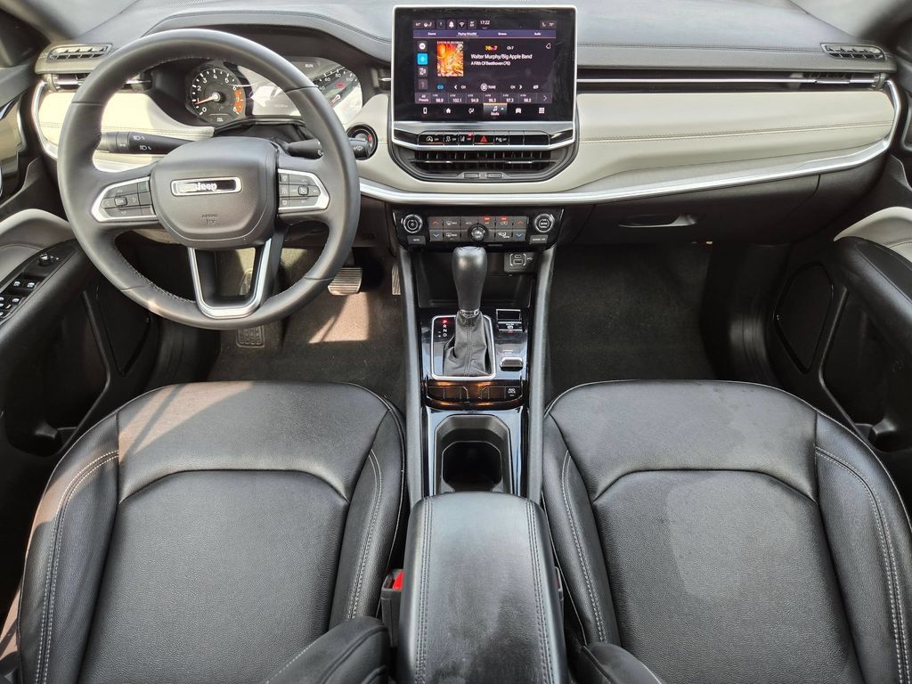 Used 2025 Jeep Compass Limited AWD/4WD image 26