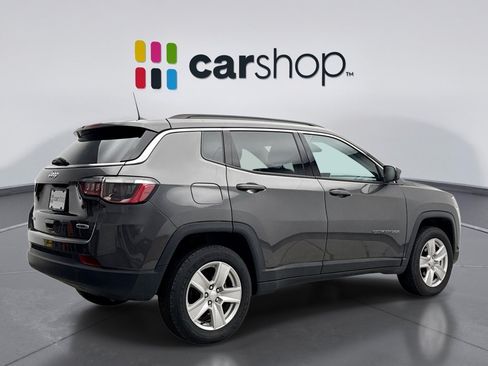 Used 2022 Jeep Compass Latitude AWD/4WD image 5