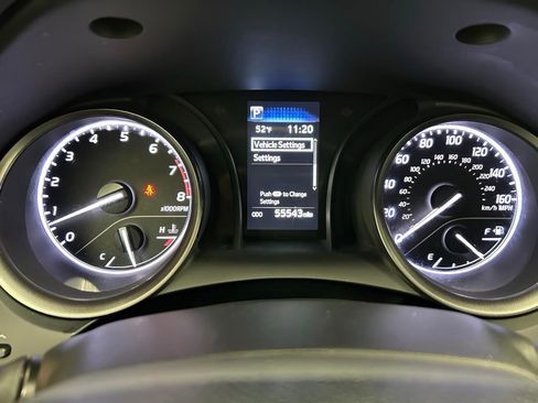 Used 2024 Toyota Camry SE FWD image 15