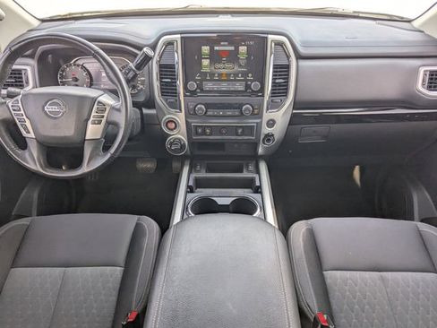 Used 2021 Nissan Titan SV w/ SV Convenience Package image 14