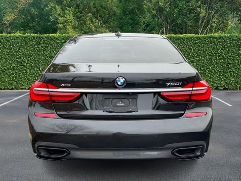 Used 2019 BMW 750i xDrive w/ Executive Package image 8