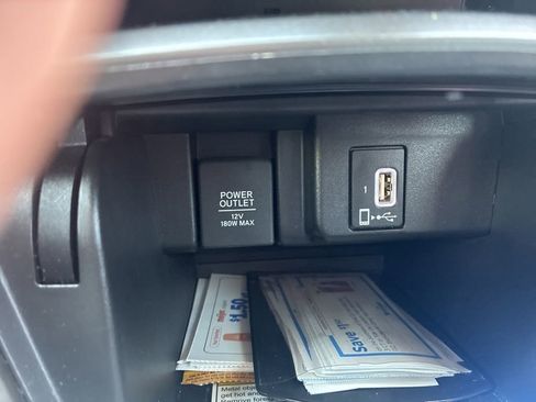 Used 2019 Honda Accord Touring image 18