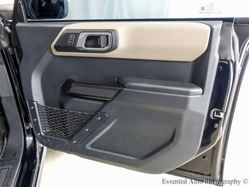 Used 2024 Ford Bronco Wildtrak image 25