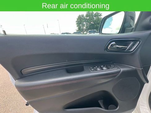 Used 2025 Dodge Durango GT AWD/4WD image 13