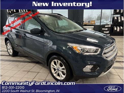 Used 2019 Ford Escape SEL image 1
