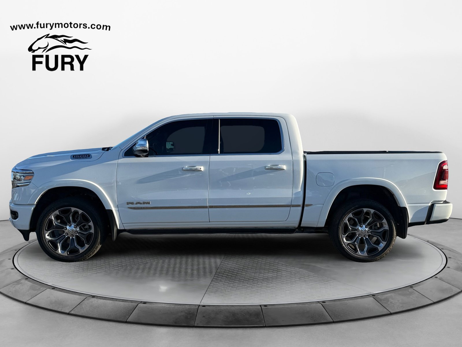 Used 2022 RAM 1500 Limited w/ Body Color Bumper Group AWD/4WD image 10