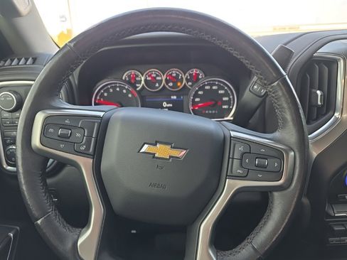 Used 2021 Chevrolet Silverado 1500 LT image 14