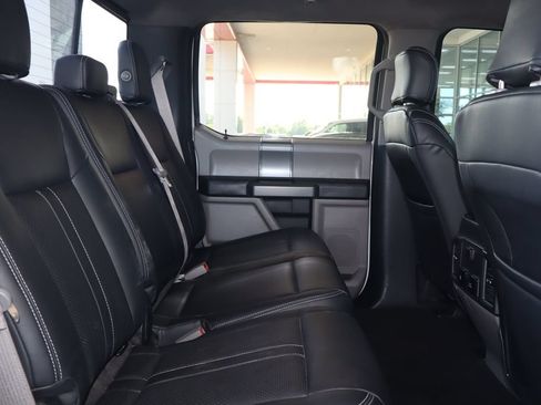 Used 2019 Ford F150 XLT w/ Equipment Group 302A Luxury AWD/4WD image 33