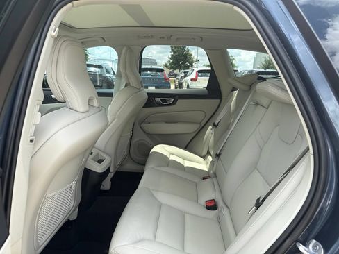 Used 2024 Volvo XC60 B5 Plus w/ Protection Package Premier AWD/4WD image 16