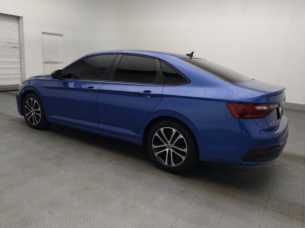 Used 2022 Volkswagen Jetta Sport FWD image 3