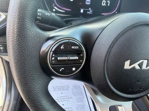 Used 2024 Kia Soul LX w/ Option Group 015 FWD image 13