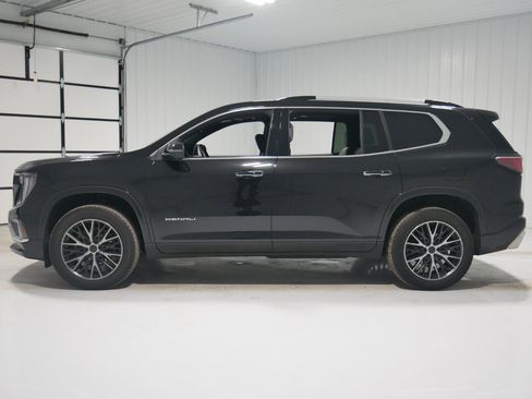 Used 2024 GMC Acadia Denali image 8