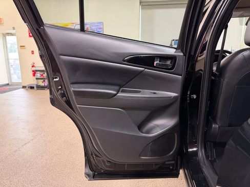 Used 2023 Mitsubishi Eclipse Cross SE image 27