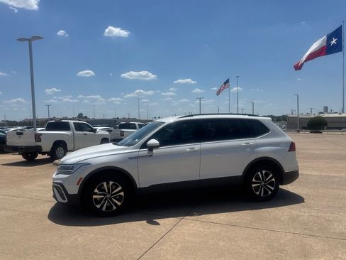 Used 2024 Volkswagen Tiguan S FWD image 12