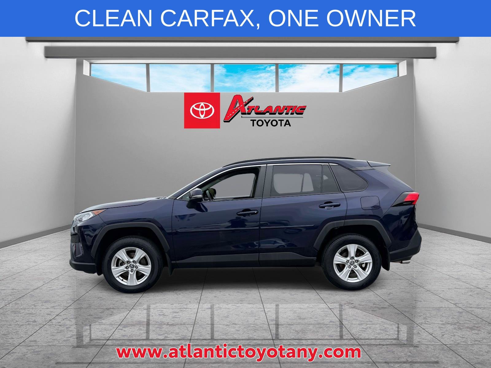 Used 2021 Toyota RAV4 XLE AWD/4WD image 4