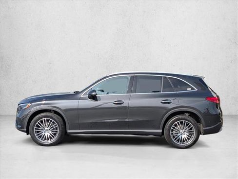 Used 2026 Mercedes-Benz GLC 300 image 9