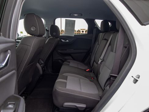 Used 2023 Chevrolet Blazer LT image 25