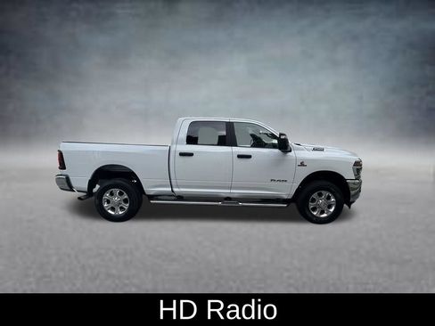 Used 2026 RAM 2500 Big Horn AWD/4WD image 8