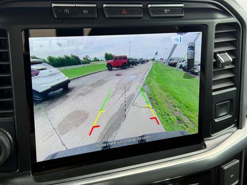 Used 2021 Ford F150 Lariat AWD/4WD image 17