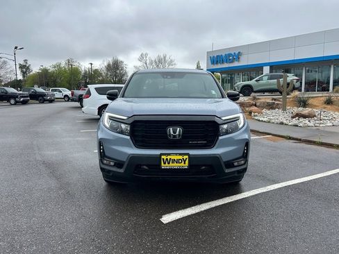 Used 2022 Honda Ridgeline Black Edition image 3