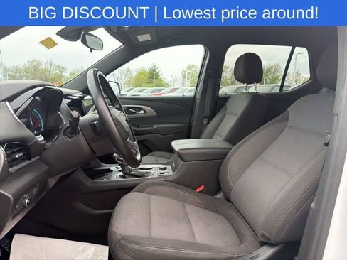 Used 2023 Chevrolet Traverse LT AWD/4WD image 30