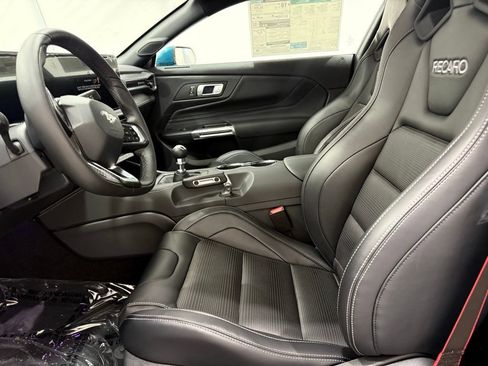 New 2026 Ford Mustang GT Premium w/ GT Performance Package RWD image 11