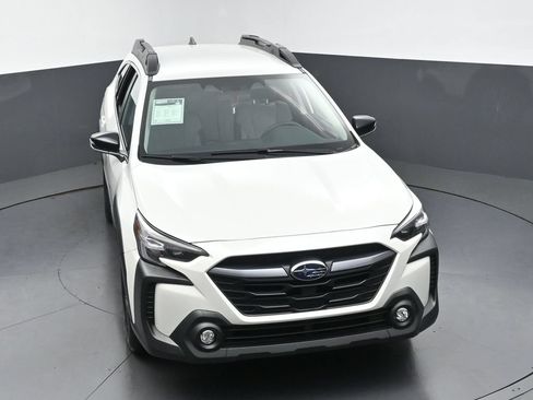 Used 2025 Subaru Outback Premium AWD/4WD image 44