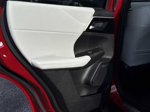 New 2026 Mitsubishi Outlander SE FWD image 13